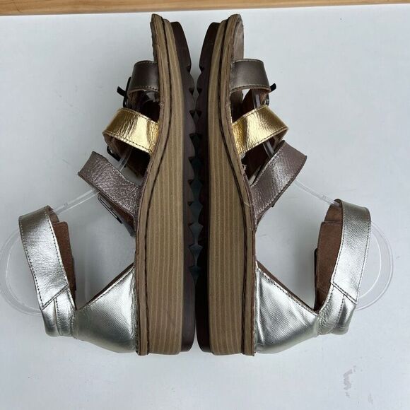 Naot Begonia Sandals Metallic Silver Gold Buckle Platform Size 41 US 10-10.5 - Picture 7 of 9